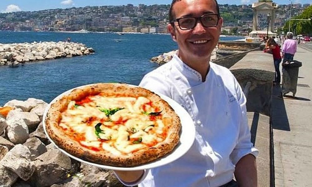 “Chi indossa pellicce non entra in pizzeria”: l’iniziativa di Gino Sorbillo per i diritti degli animali