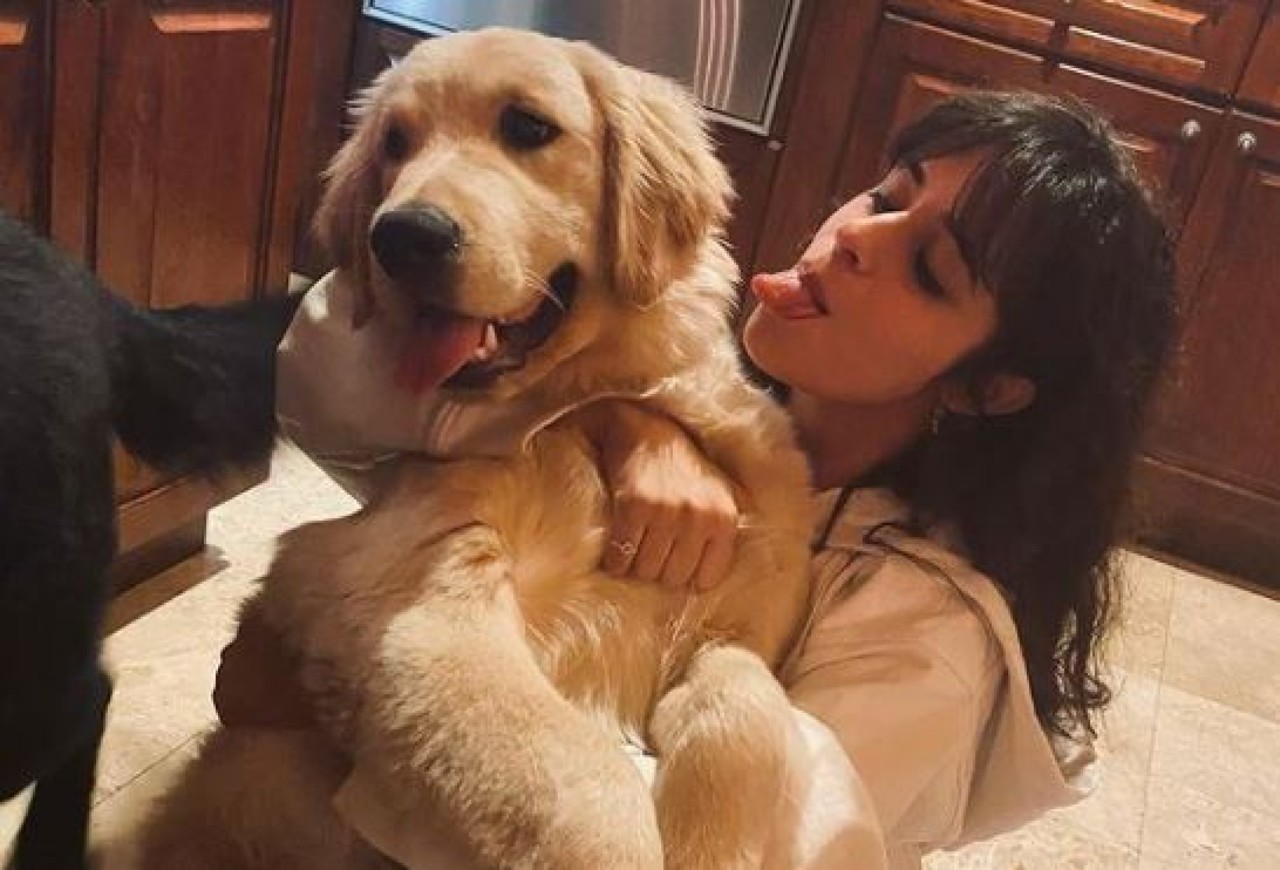 Camila Cabello cani