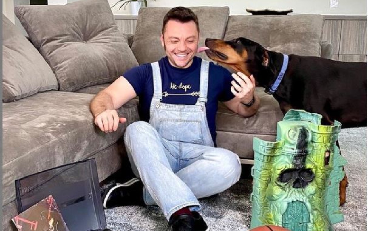 Tiziano Ferro adottare cani adulti