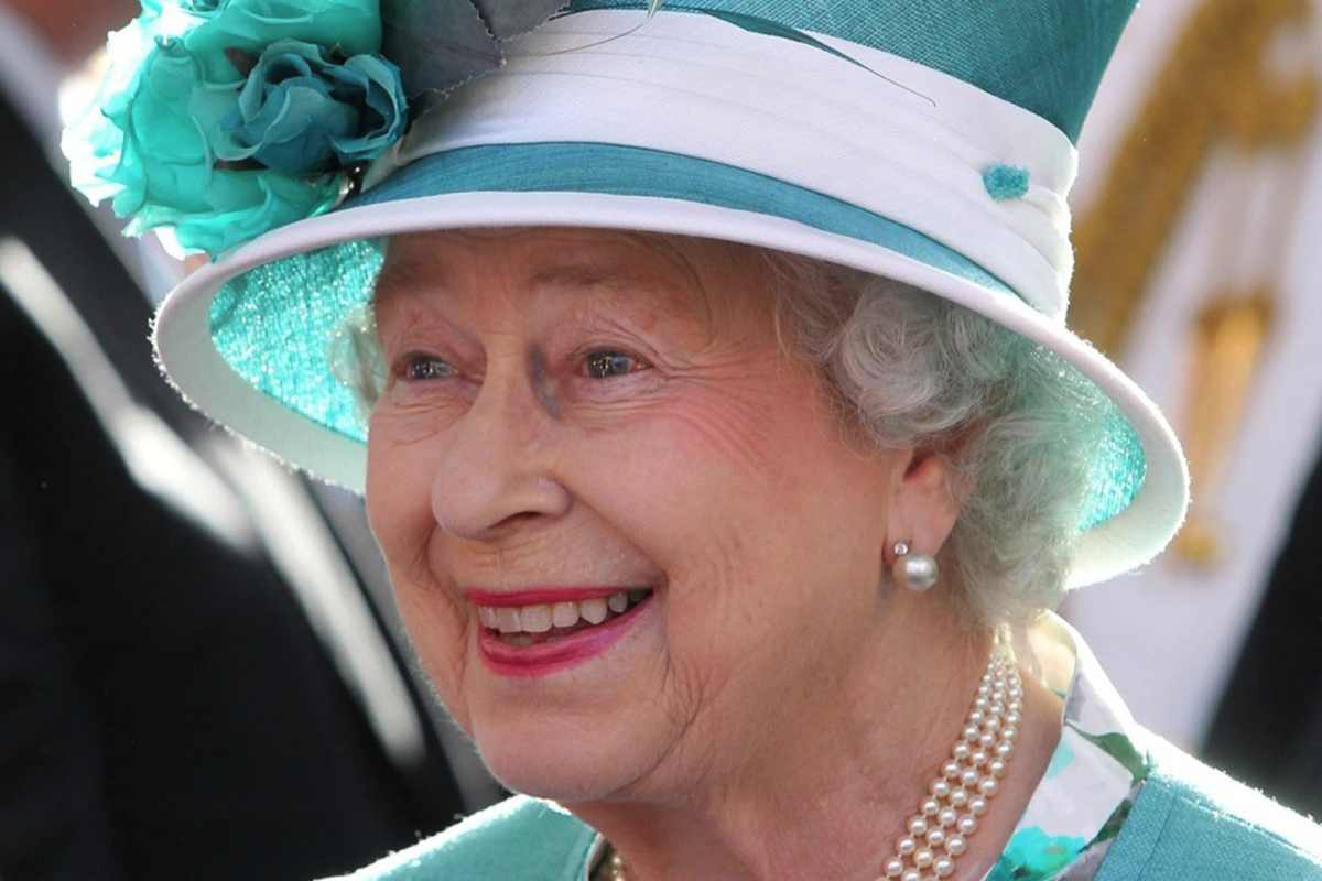 Regina Elisabetta, ecco cosa fanno i suoi corgi al primo anniversario della sua morte