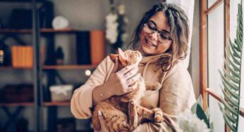 Osserva bene il tuo gatto: se fa così, significa che per lui sei la sua “mamma”