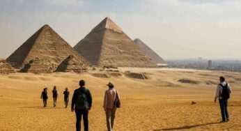 Airbnb dice addio ai giri in cammello alle Piramidi di Giza